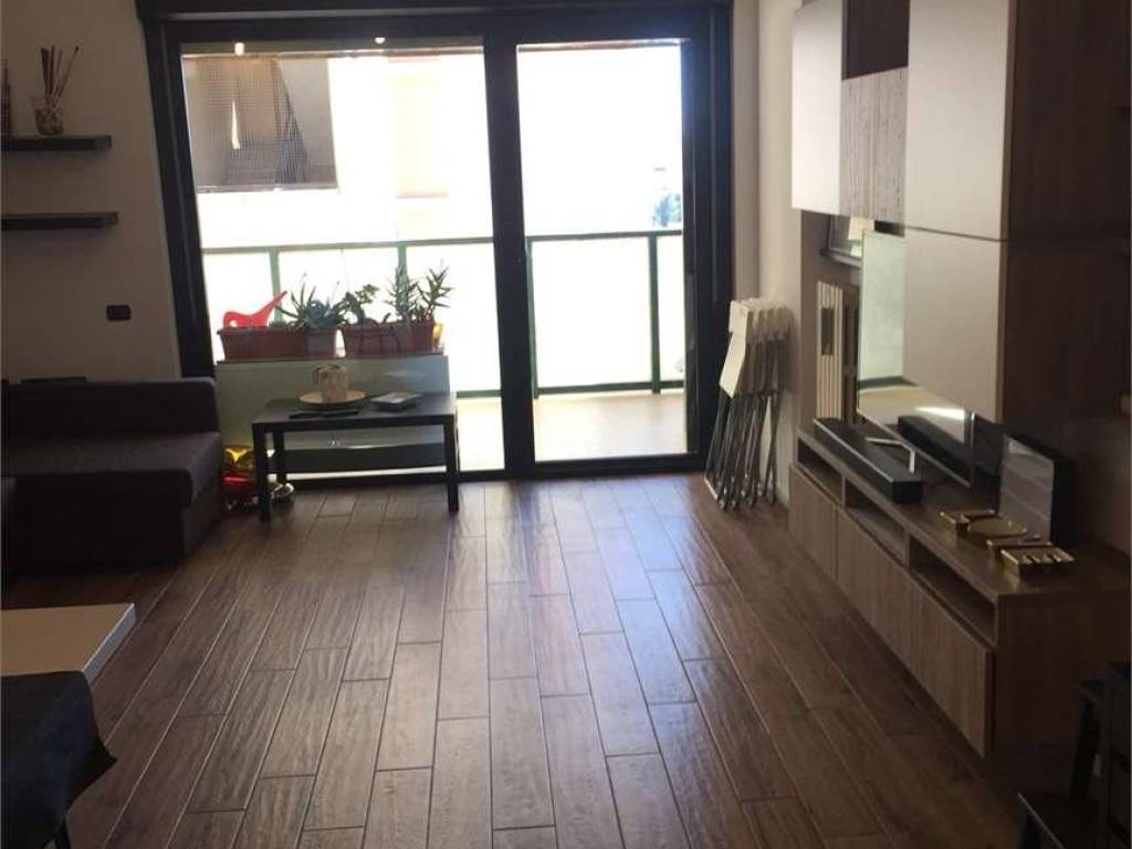 Appartamento a Bari in VIA CAMILLO ROSALBA, 47/I - Foto 2