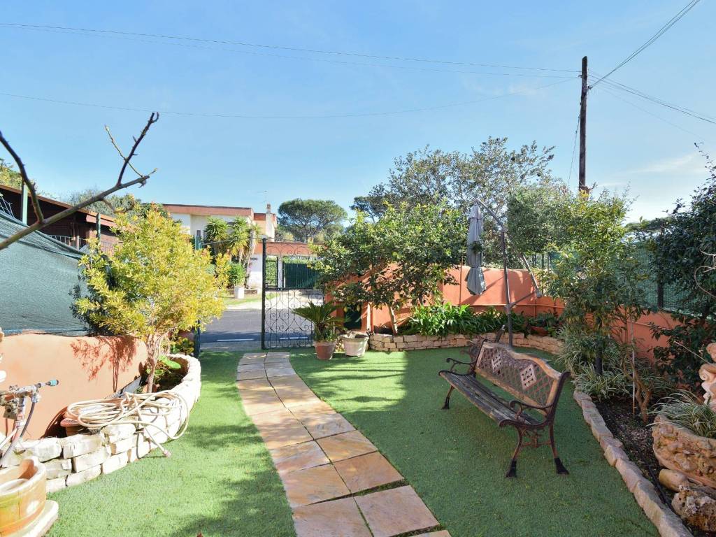 Villa a Ardea in Via Cassiopea - Foto 3