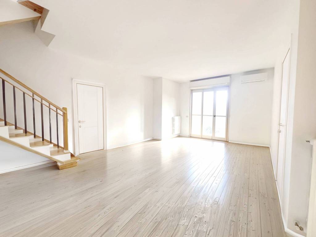 Appartamento a Jesi in Via Ugo La Malfa - Foto 2