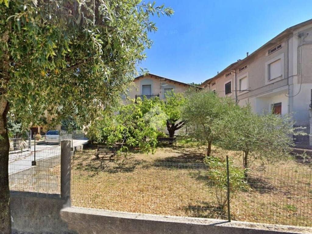 Casa indipendente a Gualdo tadino in Viale Roma - Foto 3