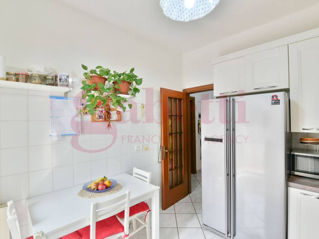 Appartamento a Cantù in via Sabina , . - Foto 3