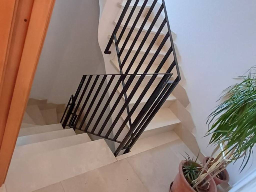 Appartamento a Francavilla fontana in Via Luigi Serio, 52 - Foto 2