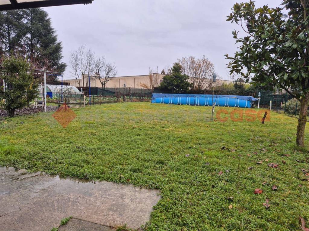 Appartamento a Canegrate in via petraca, 12 - Foto 3
