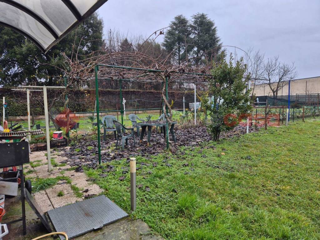 Appartamento a Canegrate in via petraca, 12 - Foto 4