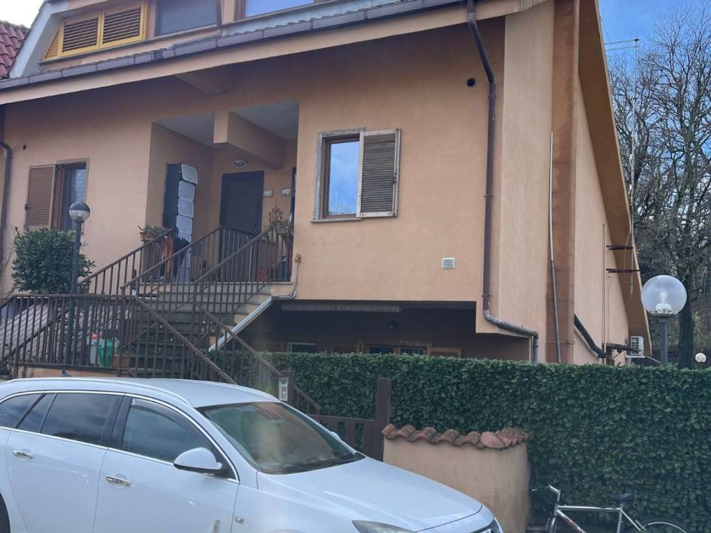 Appartamento a Manziana in Via Roma, 100 - Foto 2