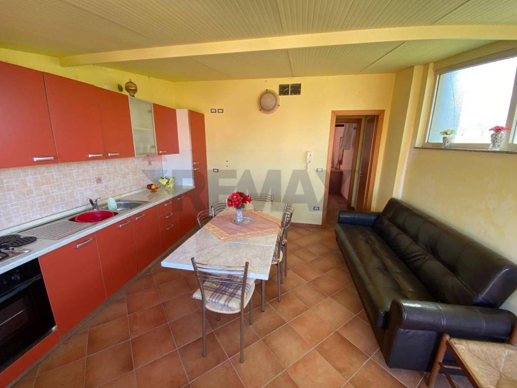 Appartamento a Spadafora in via umberto I - Foto 2