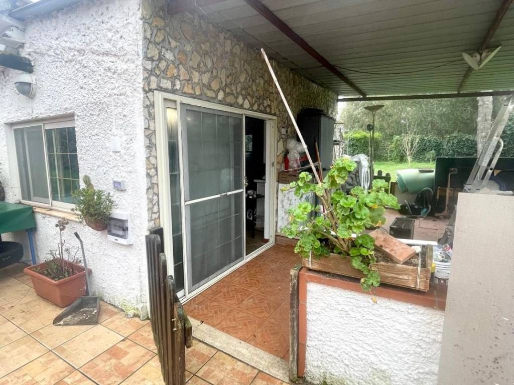 Appartamento a Latina in Strada C. Tenca, 84 - Foto 2