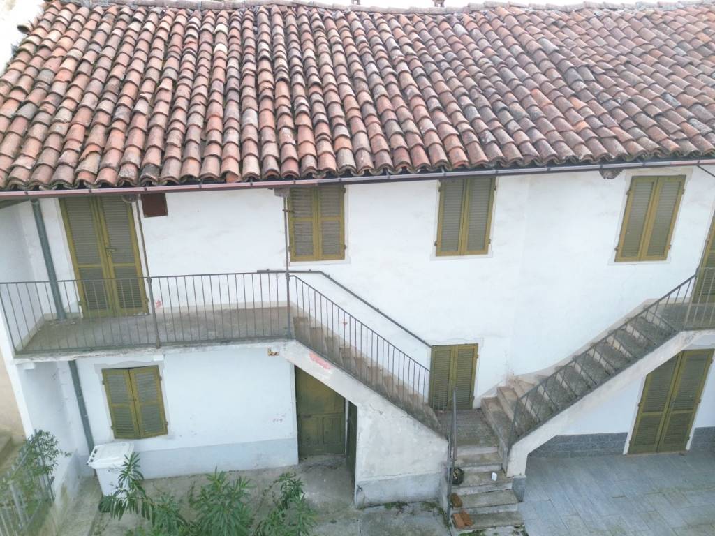Rustico / casale a Montaldo roero in Via Mombassone, 5 - Foto 2