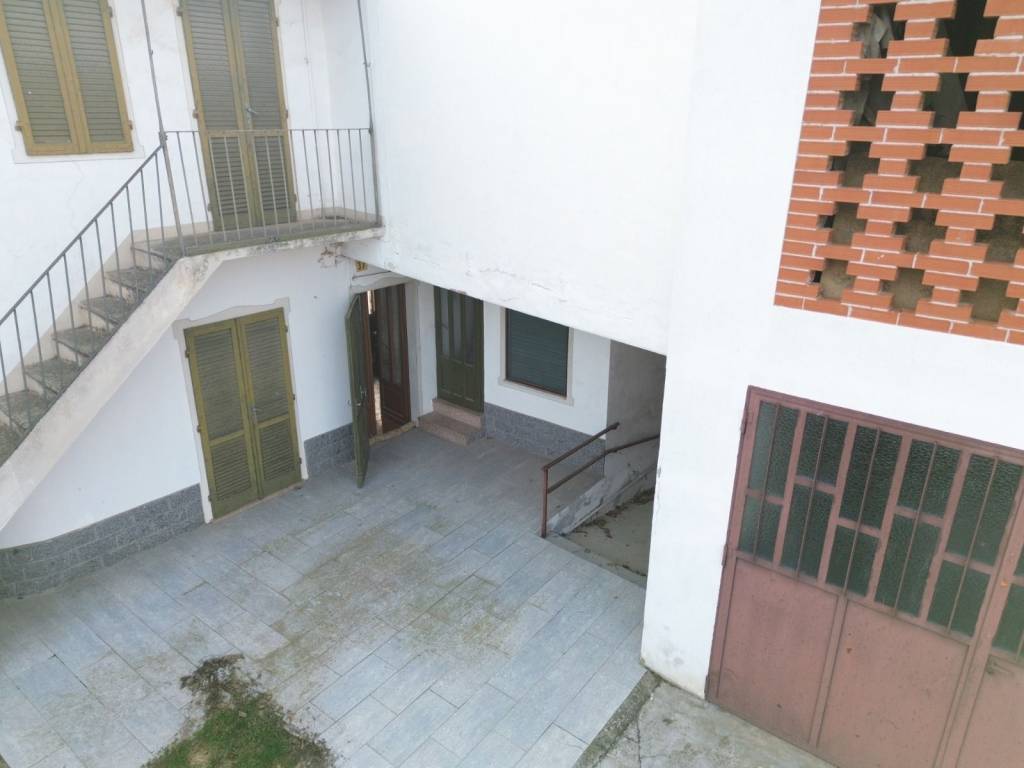 Rustico / casale a Montaldo roero in Via Mombassone, 5 - Foto 3