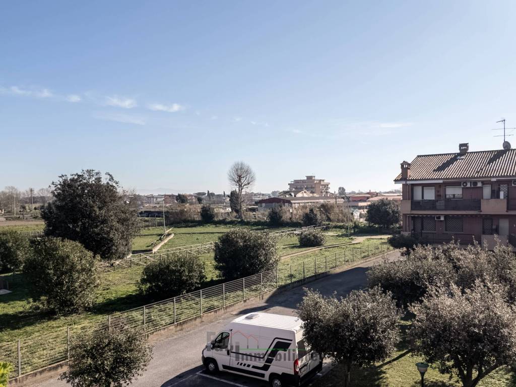 Appartamento a Fiumicino in Via Amico Bignami, 93 - Foto 3