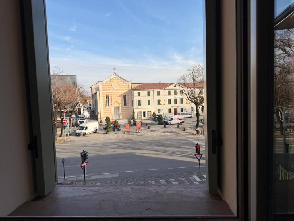 Appartamento a Bassano del grappa in Via J. da Ponte - Foto 2