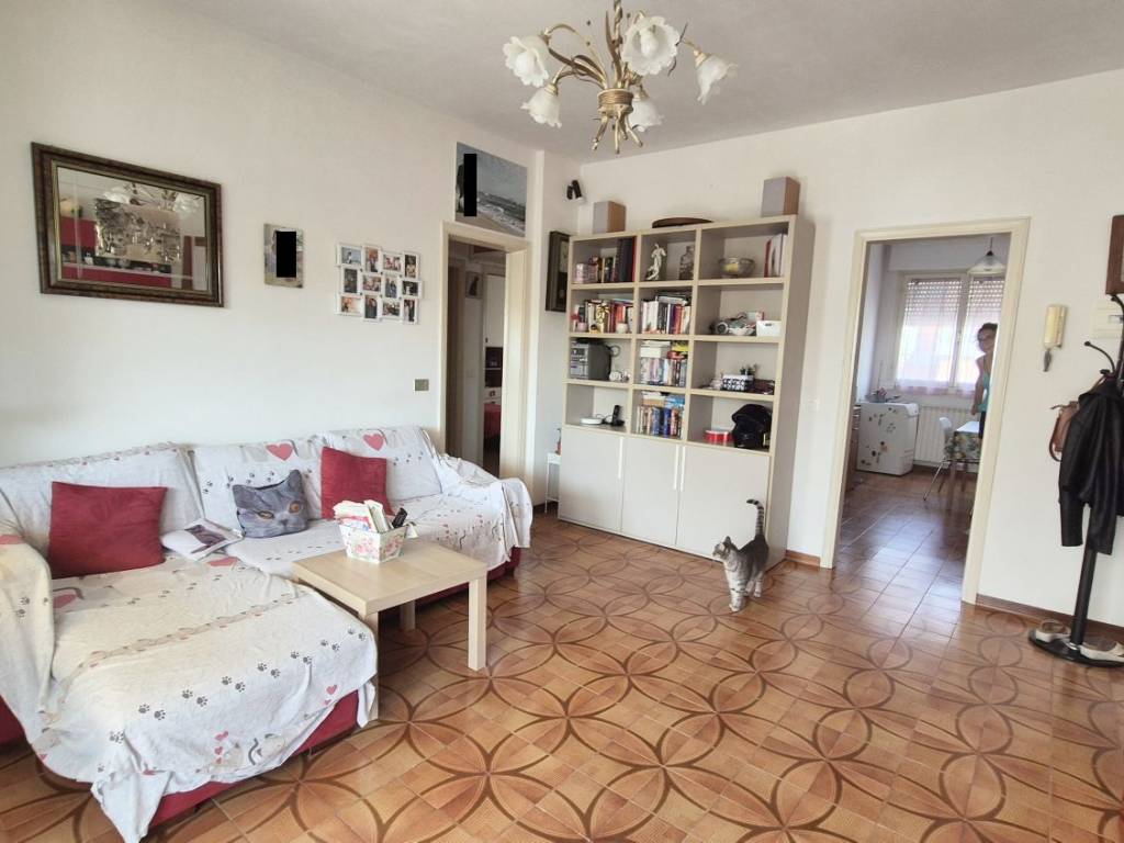 Appartamento a Viareggio in Via Alceste De Ambris, 26 - Foto 3