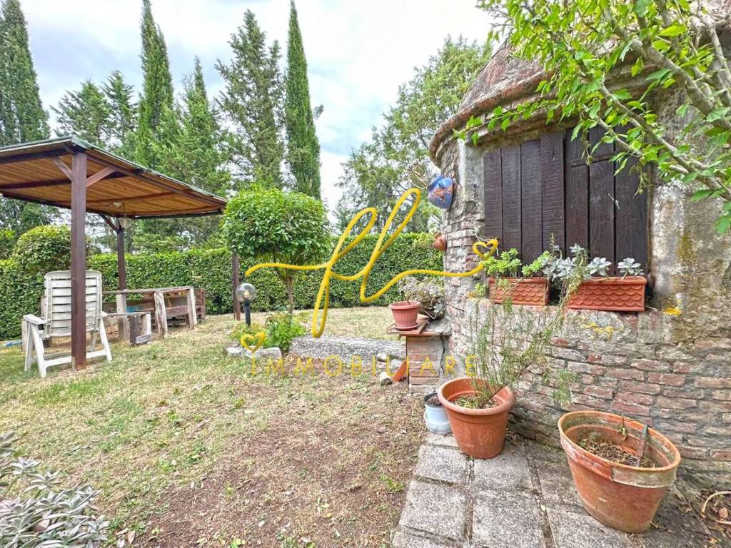Appartamento a Volterra in Via del Cavallaro, , 56048 - Foto 3
