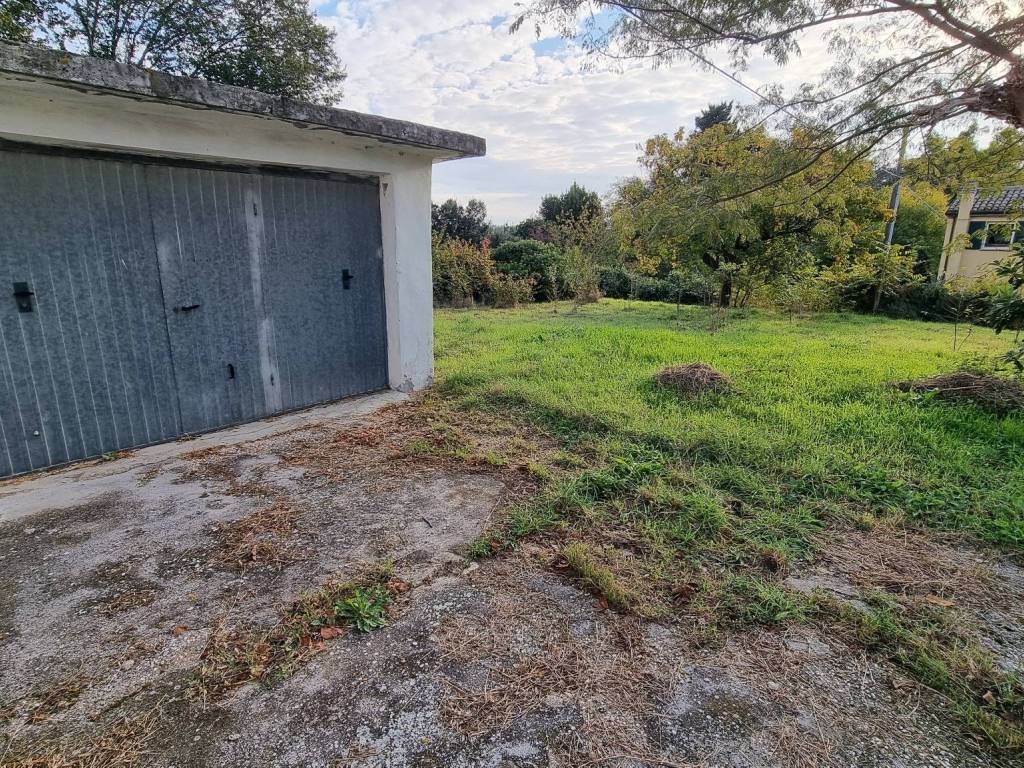 Villa a Pesaro in Strada di Roncosambaccio - Foto 5