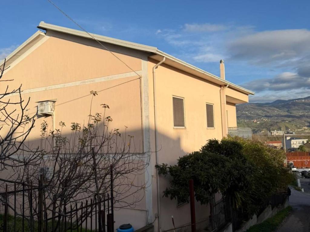 Appartamento a Rende in C.da Rocchi - Viale Orso Mario Corbino - Foto 2