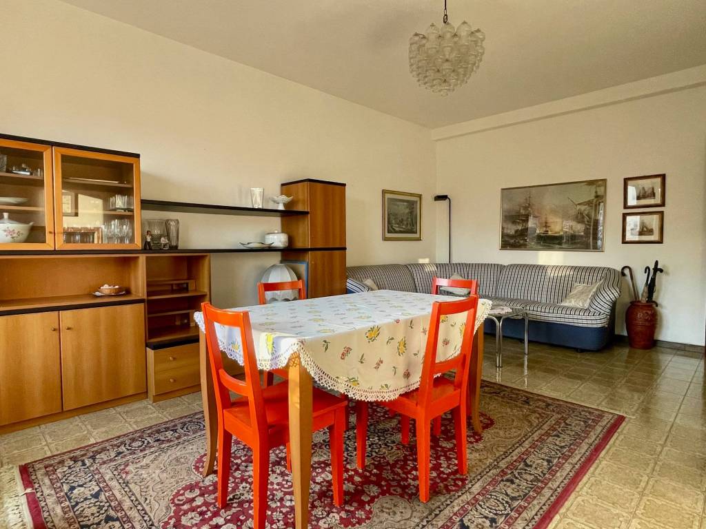 Appartamento a Schio in Via Alfredo Baccarini, 9 - Foto 3