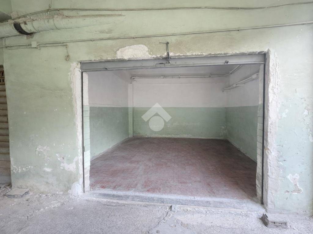 Box / garage a Portici in Via Guglielmo Marconi, 30 - Foto 2