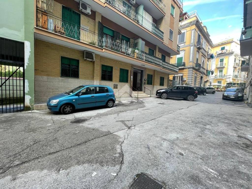 Box / garage a Portici in Via Guglielmo Marconi, 30 - Foto 5