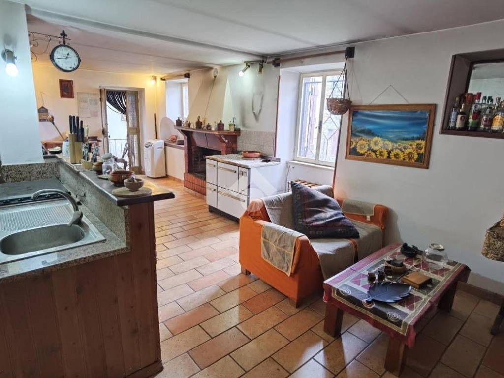 Casa indipendente a Amelia in Località Sambucetole - Foto 2