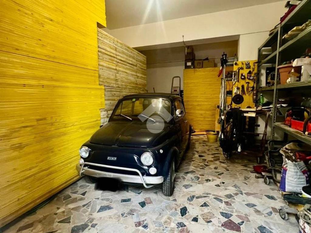 Box / garage a Prato in Via Salvo D'Acquisto - Foto 5