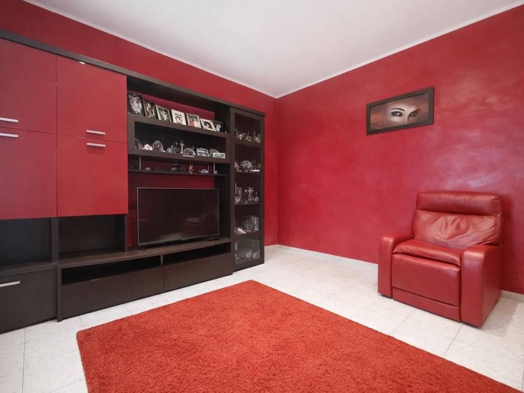 Appartamento a Rozzano in Via Valleambrosia - Foto 3