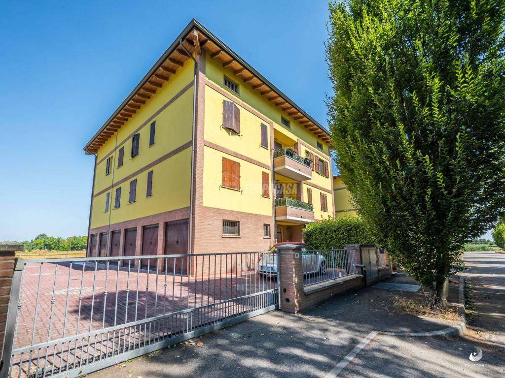 Appartamento a Castelfranco emilia in Via I Carracci 63 - Foto 2