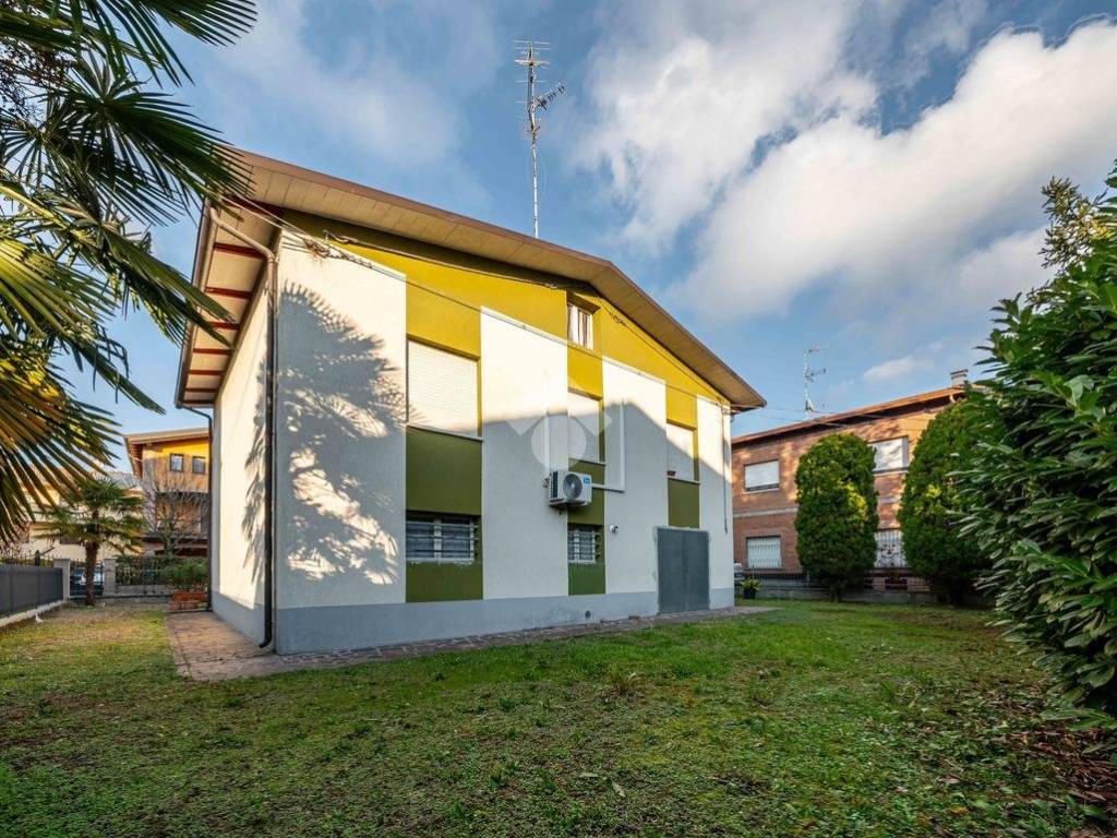 Villa a Rubiera in Via Gabriele D'Annunzio - Foto 5
