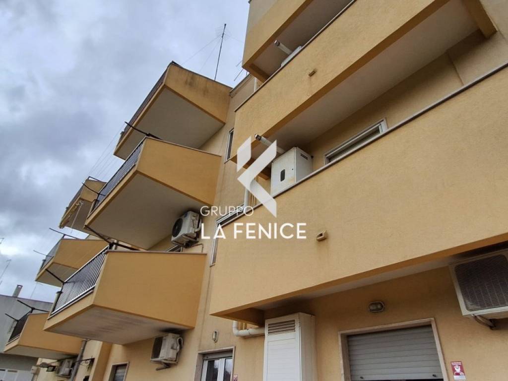 Appartamento a Locorotondo in via Alcide De Gasperi - Foto 4
