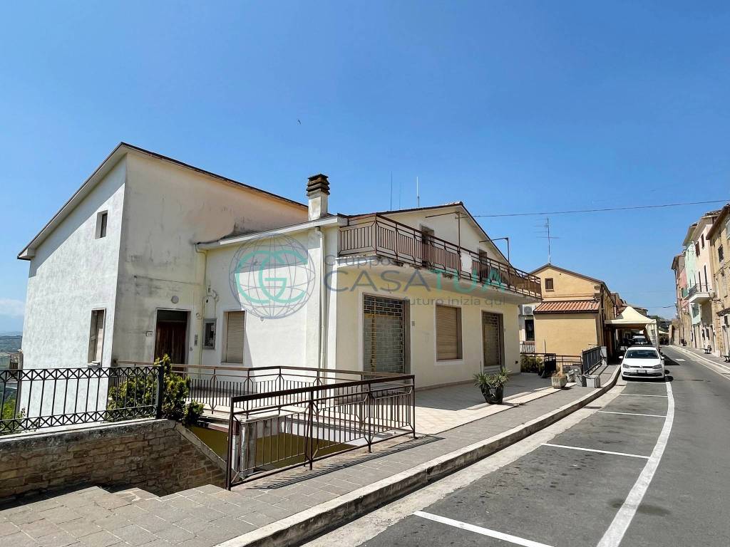 Villa a Tortoreto in Via 20 Settembre, 110 - Foto 2