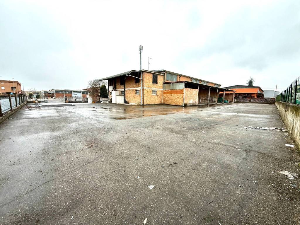 Immobile a Sassuolo in Via Valle d'Aosta, 23 - Foto 2