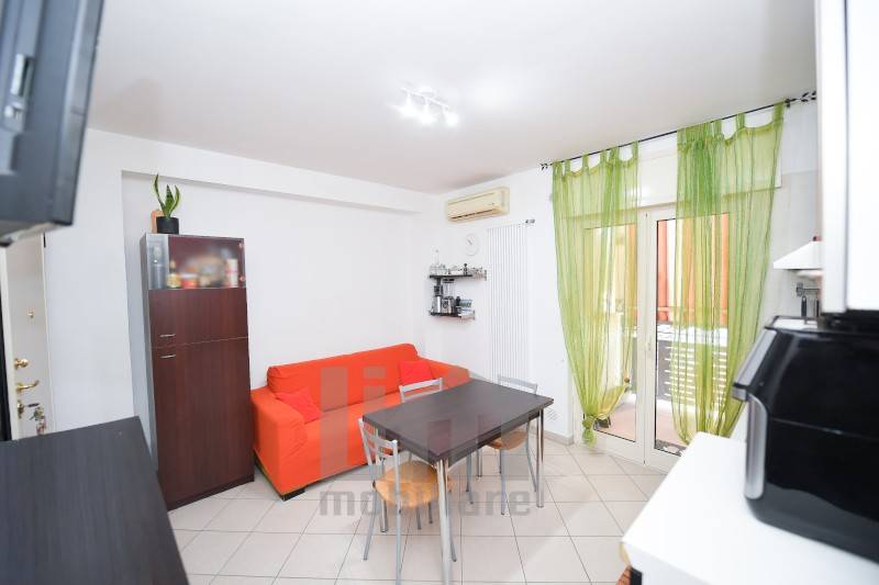 Appartamento a Bitetto in Via Giuseppe De Gennaro, 10 - Foto 5