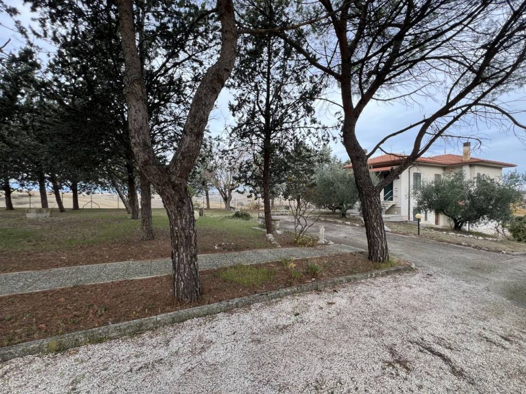 Villa a Jesi in Via dei Colli - Foto 3