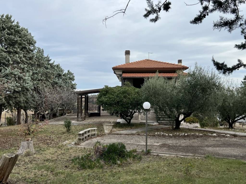 Villa a Jesi in Via dei Colli - Foto 4