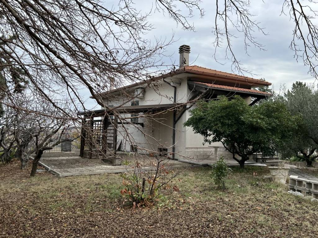 Villa a Jesi in Via dei Colli - Foto 5