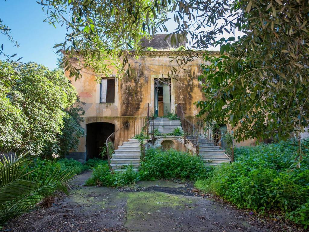 Rustico / casale a Aci castello in Via Firenze, 17 - Foto 2