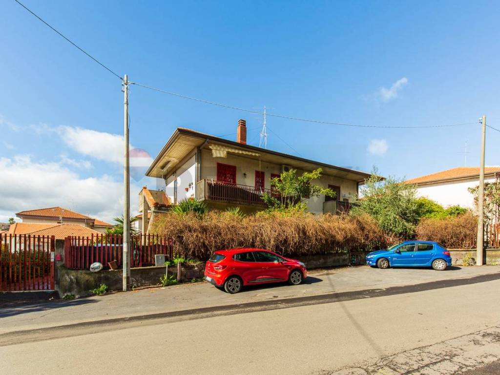 Appartamento a Pedara in via Don Ludovico - Foto 2