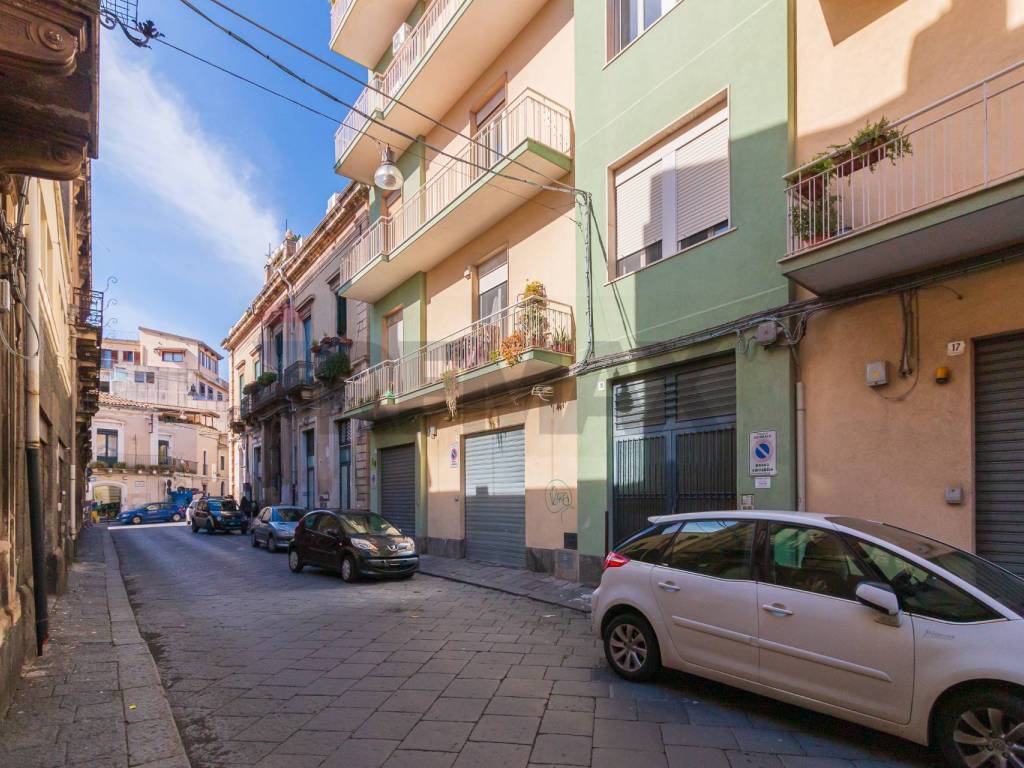 Appartamento a Acireale in VIA Giuseppe Sciuti, 15 - Foto 3