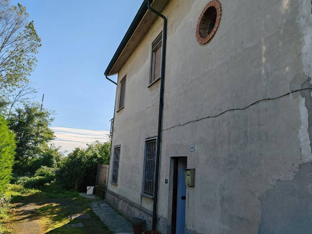 Villa a Casarile in Via Zavanasco, 26 - Foto 2