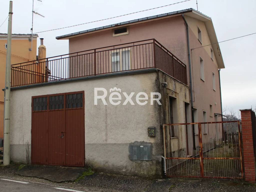 Casa indipendente a Fossalto in Contrada Sant'Agnese - Foto 2