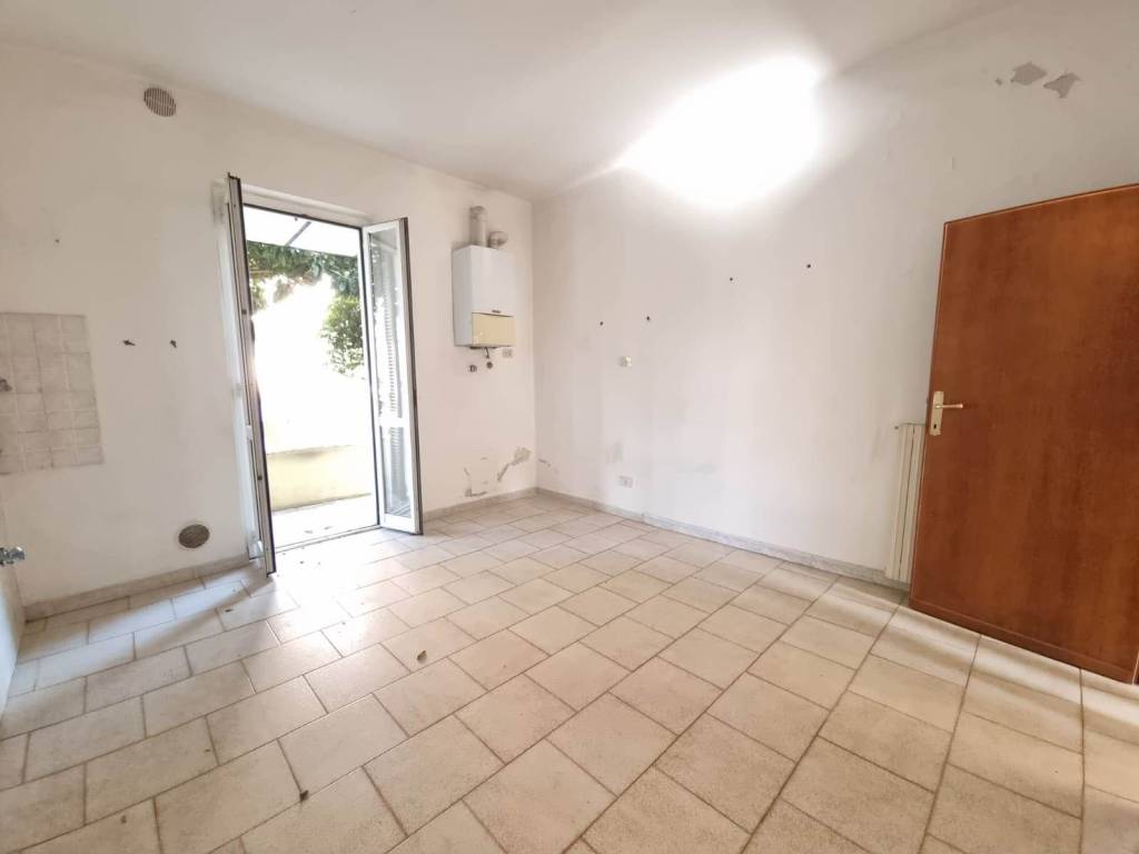 Appartamento a Foligno in Viale Firenze - Foto 3