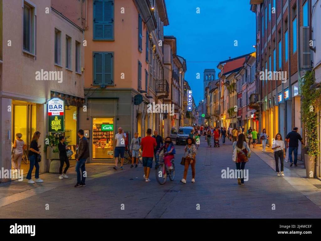 Immobile a Piacenza in Piazza dei Cavalli - Foto 4