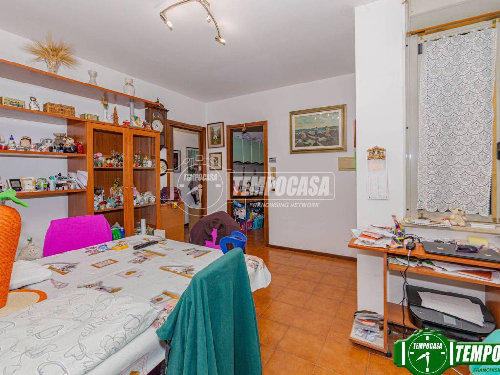 Appartamento a Voghera in Via Benedetto Croce - Foto 2