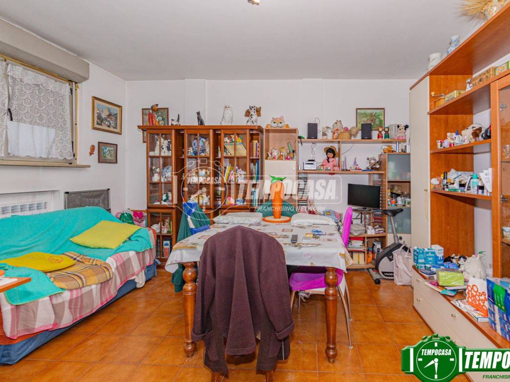 Appartamento a Voghera in Via Benedetto Croce - Foto 3