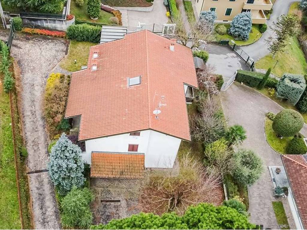 Villa a Galbiate in Via Saideno - Foto 2