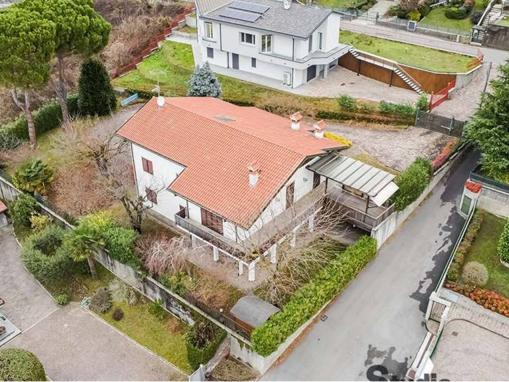 Villa a Galbiate in Via Saideno - Foto 4