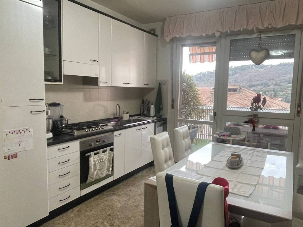 Appartamento a Perugia in Via Ferdinando Gregorovius, 72 - Foto 2