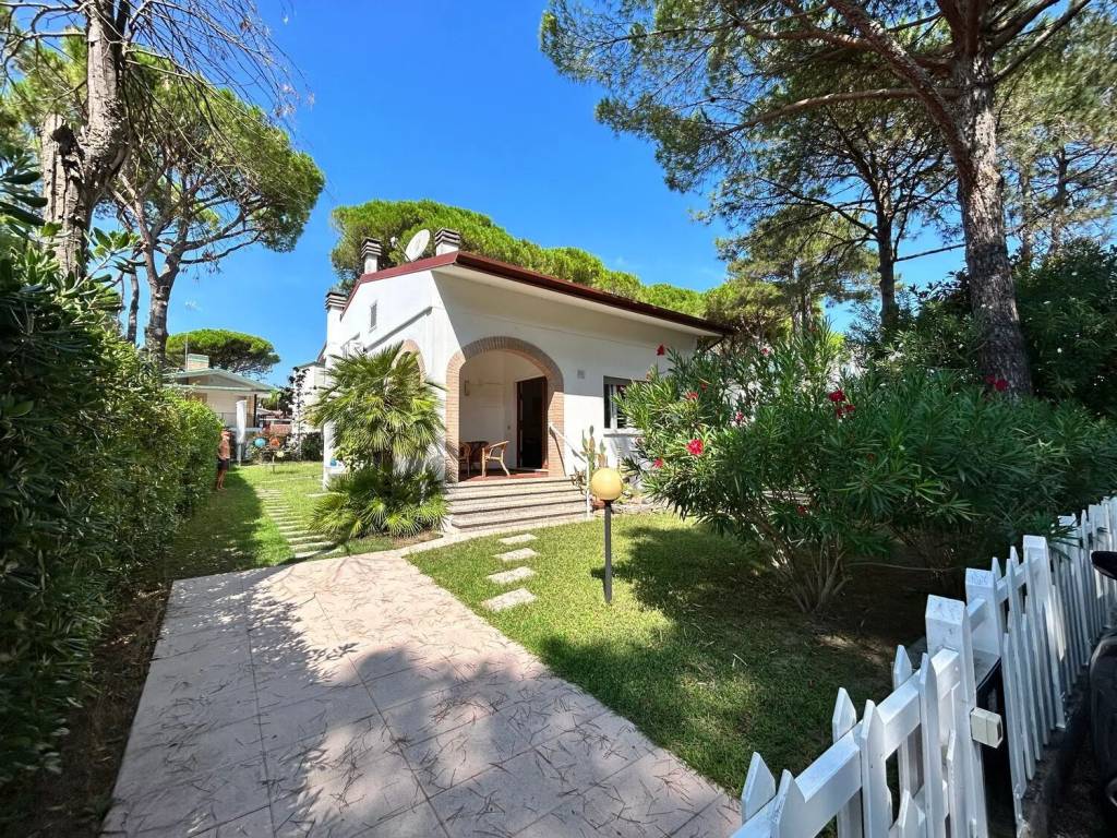 Villa a Lignano sabbiadoro in Calle A Venezia Rembrandt - Foto 2