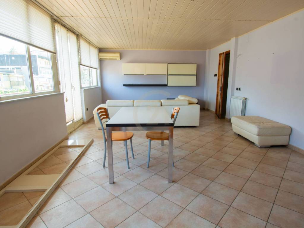 Appartamento a Acireale in Via Marchese di Sangiuliano - Foto 2