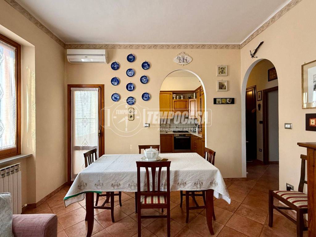 Appartamento a Rivoli in Via Rosta - Foto 2