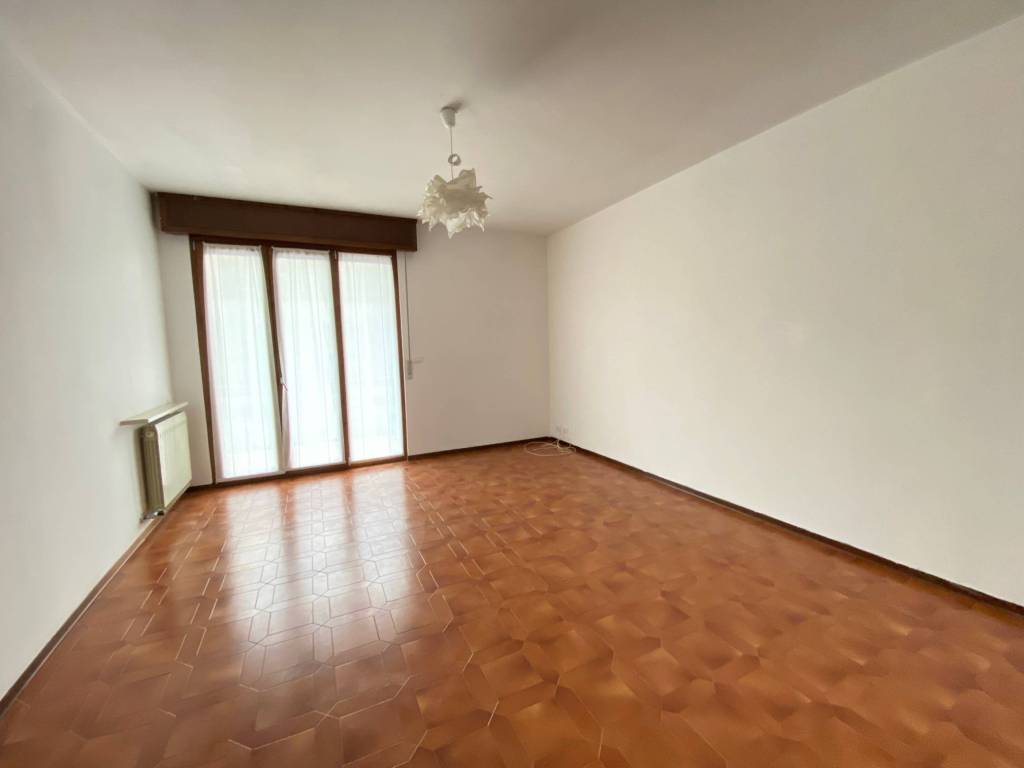 Appartamento a Verona in Via Vittorio Avesani Partigiano, 6 - Foto 3